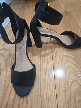 Chinese Laundry Black Ankle-Strap Block Heel Sandals